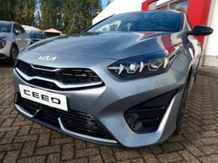 Fahrzeugabbildung Kia Ceed 1.5 T-GDI GT-line Navi Glasdach LED