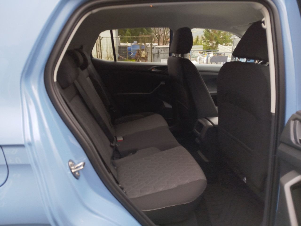 Fahrzeugabbildung Volkswagen T-Cross Life 1.0 TSI 85 kw
