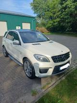 Mercedes-Benz ML 63 AMG 4MATIC  - Mercedes-Benz ML aus dem Jahr 2012