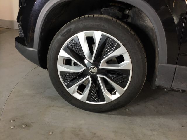 Fahrzeugabbildung Skoda Karoq Selection 1.5 TSI/DSG/ACC/SHZ/SmartLink