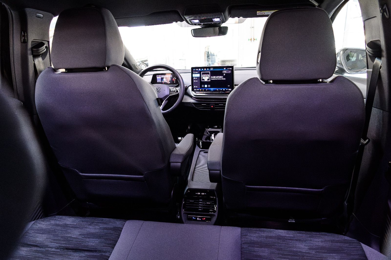 Fahrzeugabbildung Volkswagen ID.4 Pro IQ-LED+NAVI+ACC+WÄRMEPUMPE+SHZ