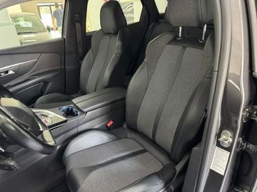 Peugeot 3008 - 8