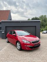 Peugeot 308 Active SCHECKHEFTGEPFLEGT - Peugeot 308 in Bremen