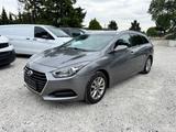 Hyundai i40 cw blue Trend - gebrauchte Hyundai i40 aus dem Jahr 2015