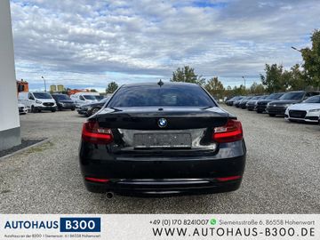 BMW 218 - 6