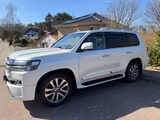 Toyota Land Cruiser 200 V8 Diesel Executive  - Toyota Land Cruiser V8-Executive