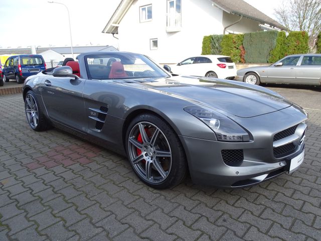 Mercedes-Benz SLS AMG Roadster neuwertiger Zustand