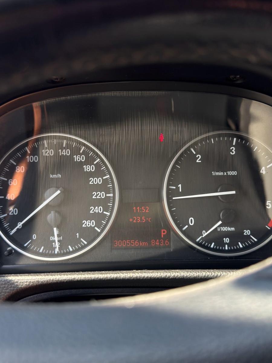 BMW 320 2007 — photo 8