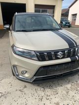 Suzuki Vitara 1.5 DUAL Hybrid Comfort+ Shinkai AGS ... - Suzuki Vitara: Comfort Shinkai