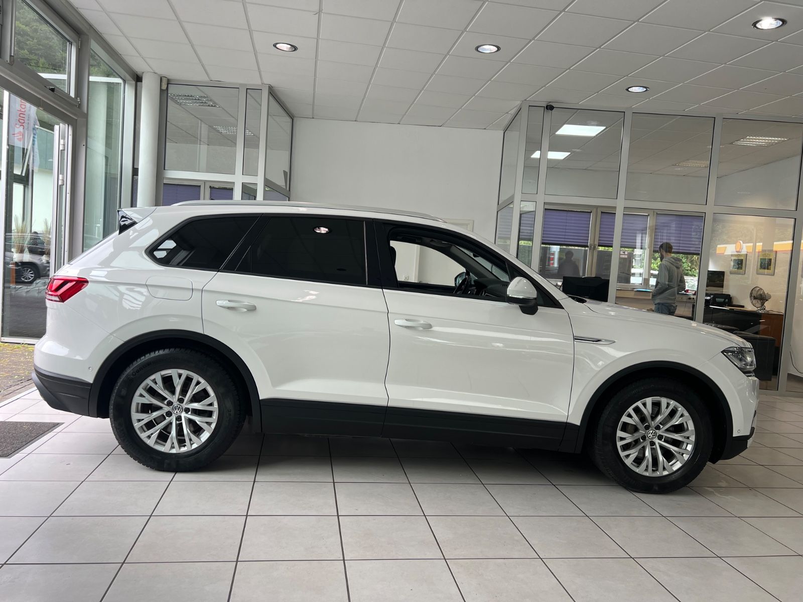Fahrzeugabbildung Volkswagen Touareg 3.0 TDI 4Motion *VOLL-LEDER*LED*4x SITZH