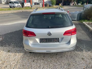 Volkswagen Passat Variant - 4