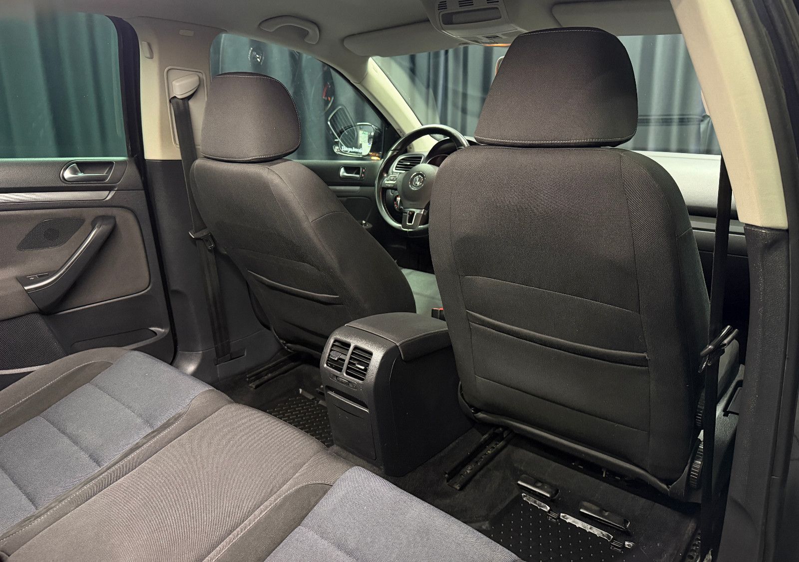 Fahrzeugabbildung Volkswagen Golf VI Variant Style BlueMotion |DSG|NAVI|AHK