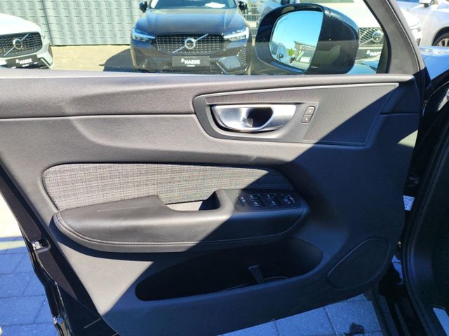VOLVO XC 60 (Bild 15 von Array)
