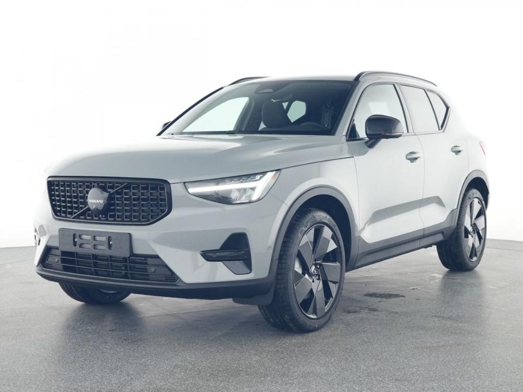 Volvo XC40 Plus Black Edition StandHzg 360 Kamera