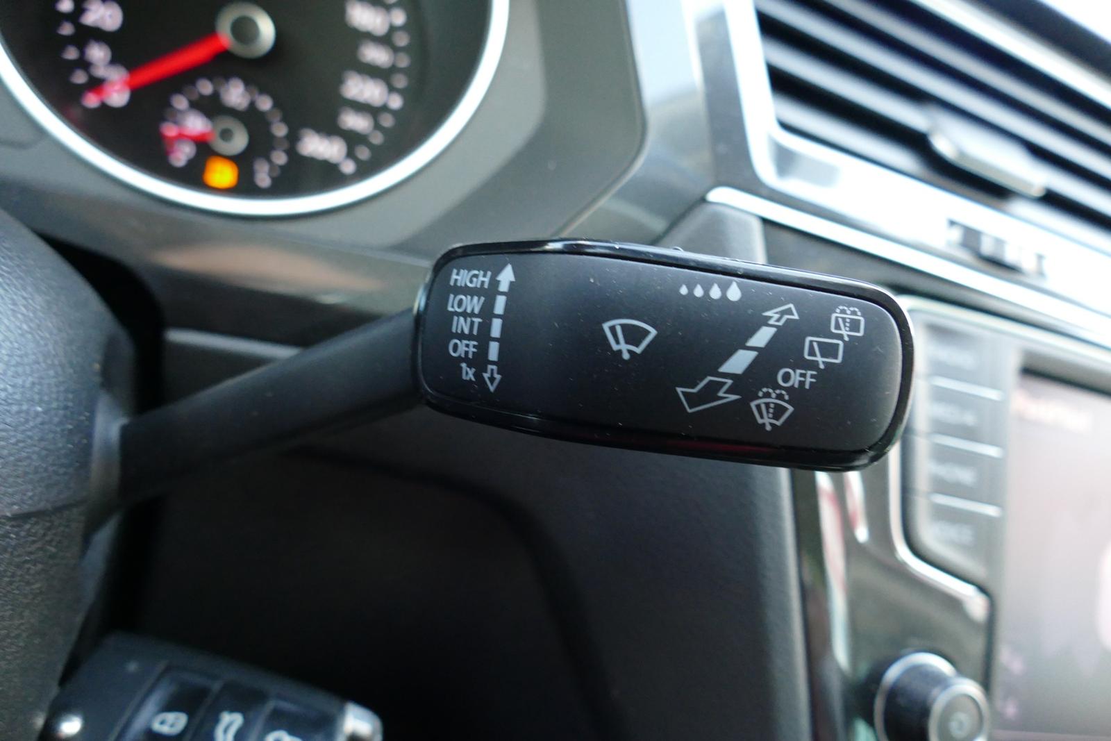 Volkswagen Tiguan 2.0 4Motion Klimaaut. LED Navi PDC AHK