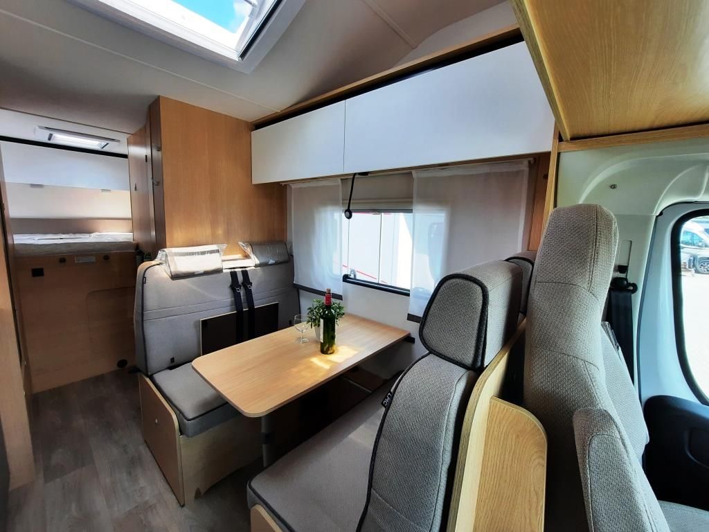 Fahrzeugabbildung LMC Tourer A 690 G Nur an Händler & Gewerbe!