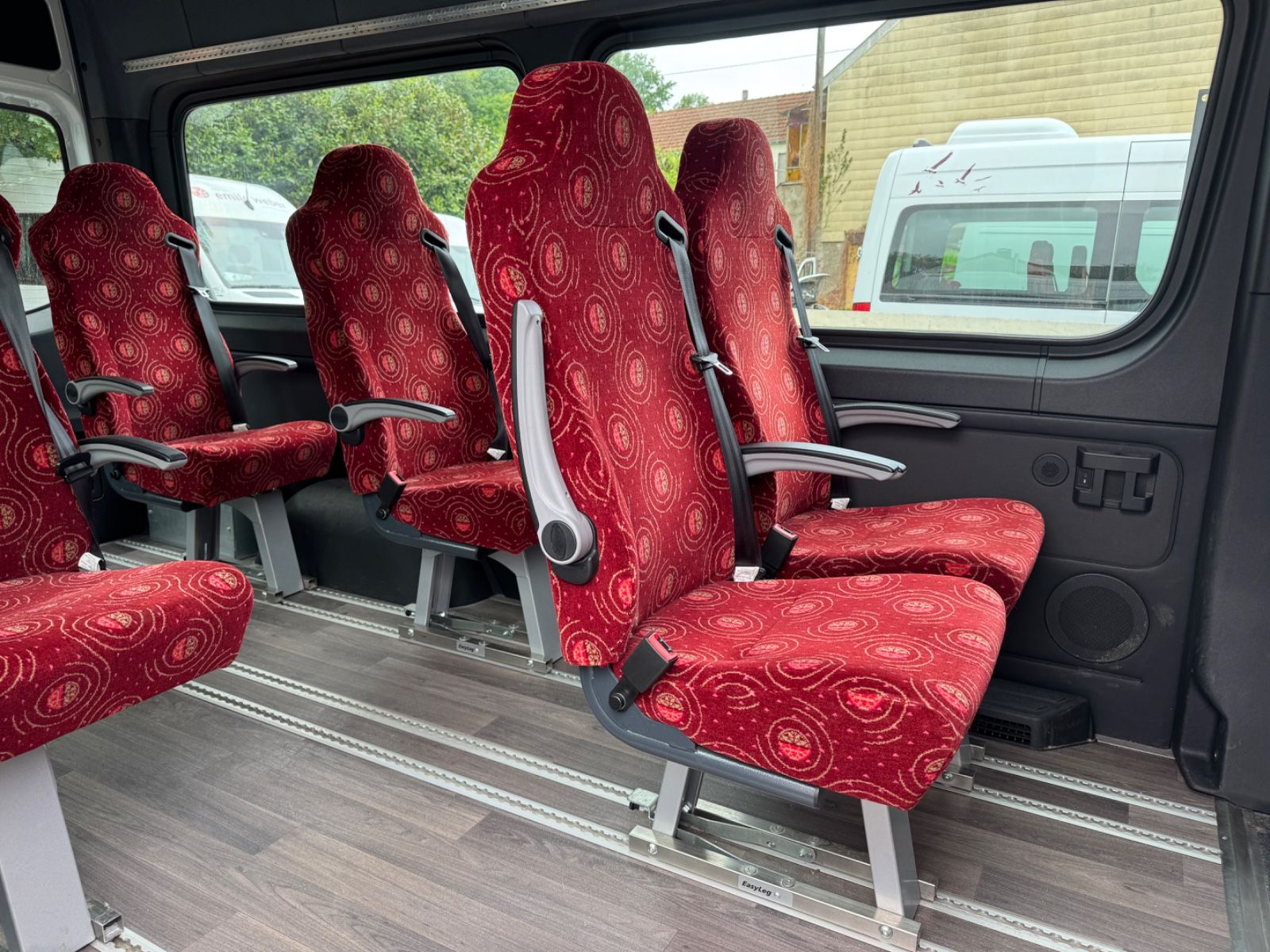 Fahrzeugabbildung Mercedes-Benz Sprinter III 314 CDI 9 Sitzer Doppelklima+9Sitze