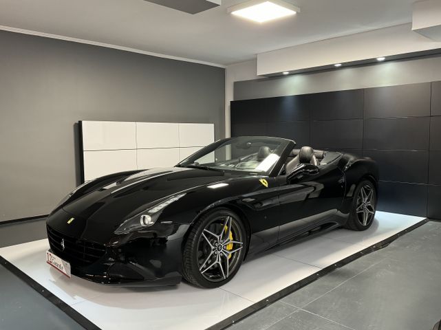 Ferrari California T 8-Zylinder V-Motor Carbon Paket Ker