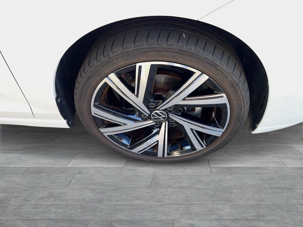 Volkswagen Golf - Bild 8