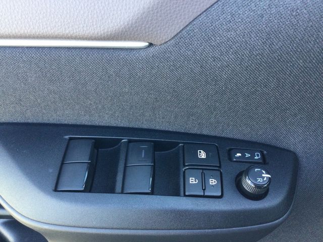 Yaris Cross 1.5 Hybrid AWD-i Adventure