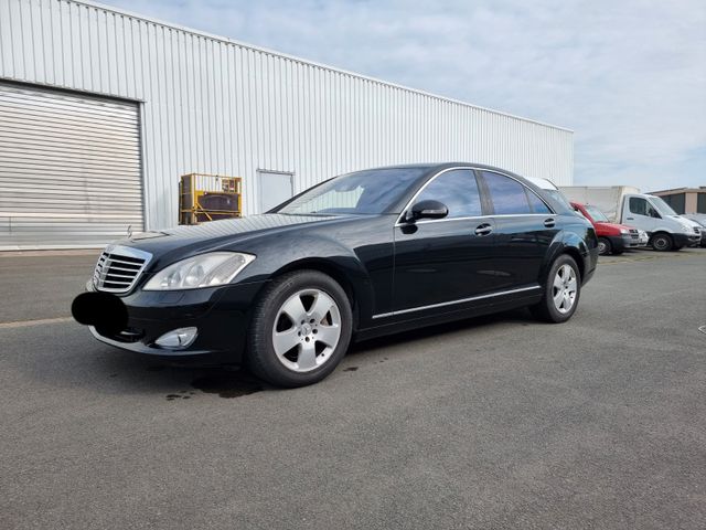 Mercedes-Benz S 500/Leder/Navi/Abstandstempomat/