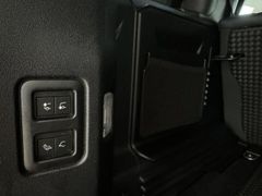 Foto Nummer 16: LAND ROVER Defender