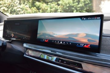 BMW 740 - 12