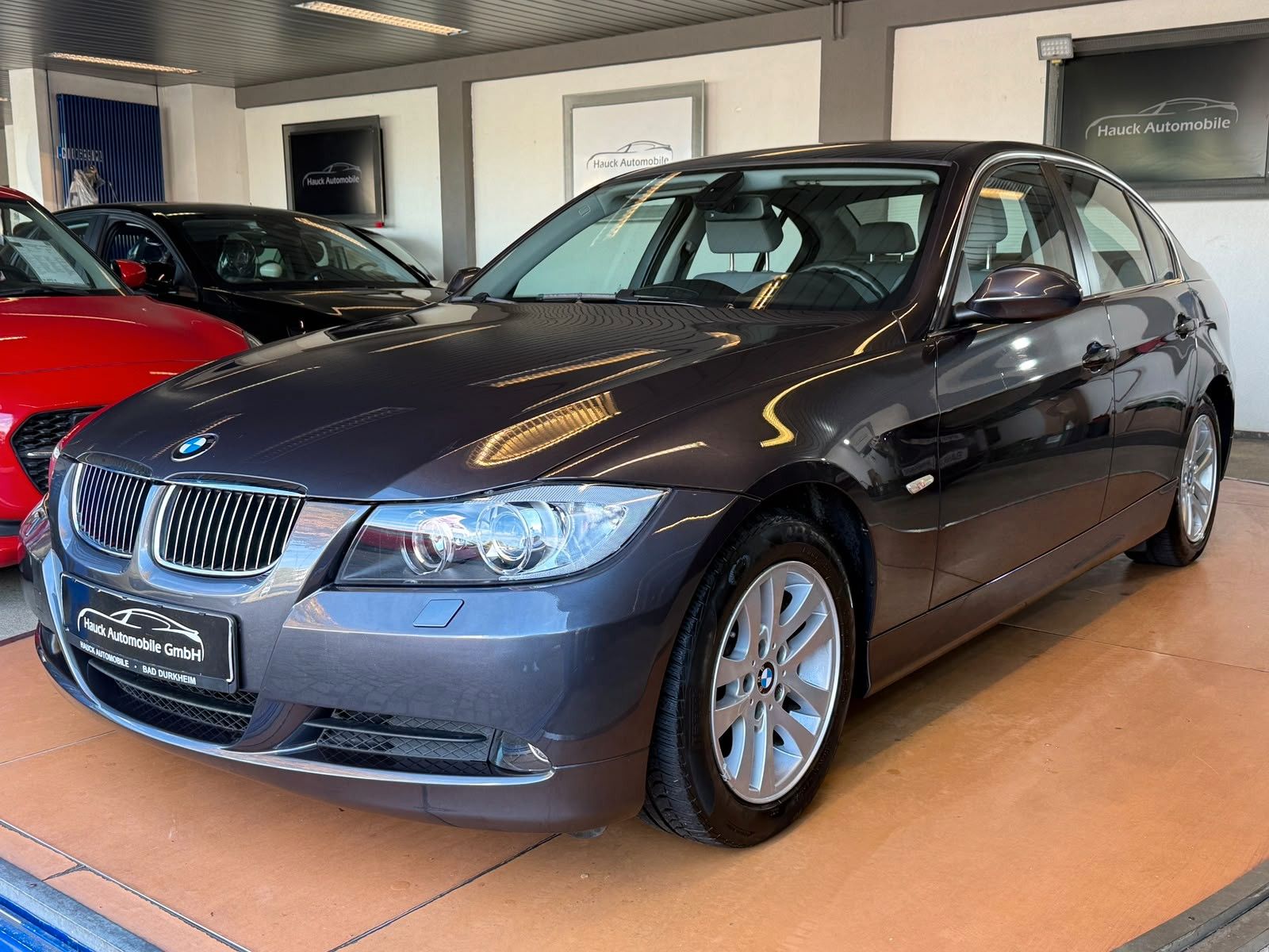 BMW 325i Limousine 1. Hand / Navi / Xenon / Sitzheiz