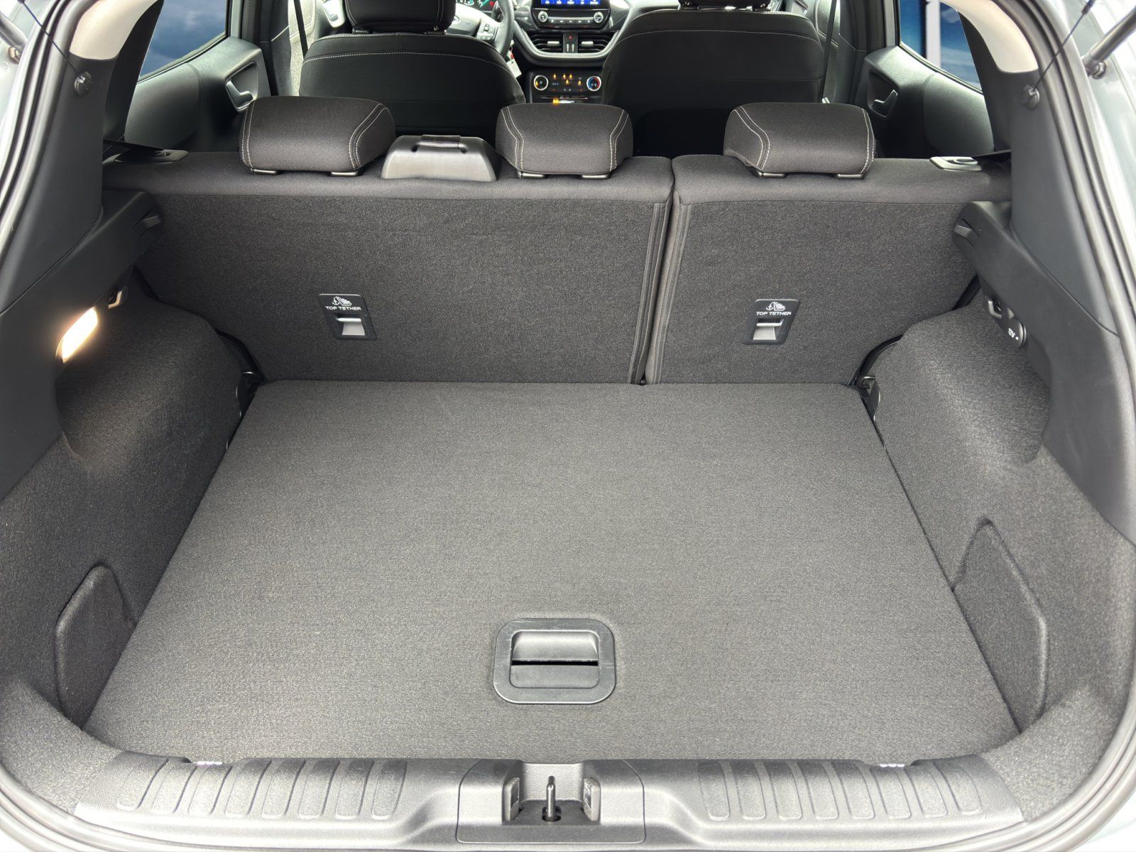 Fahrzeugabbildung Ford Puma    1.0l Titanium Design #RFK #WinterpaketPa