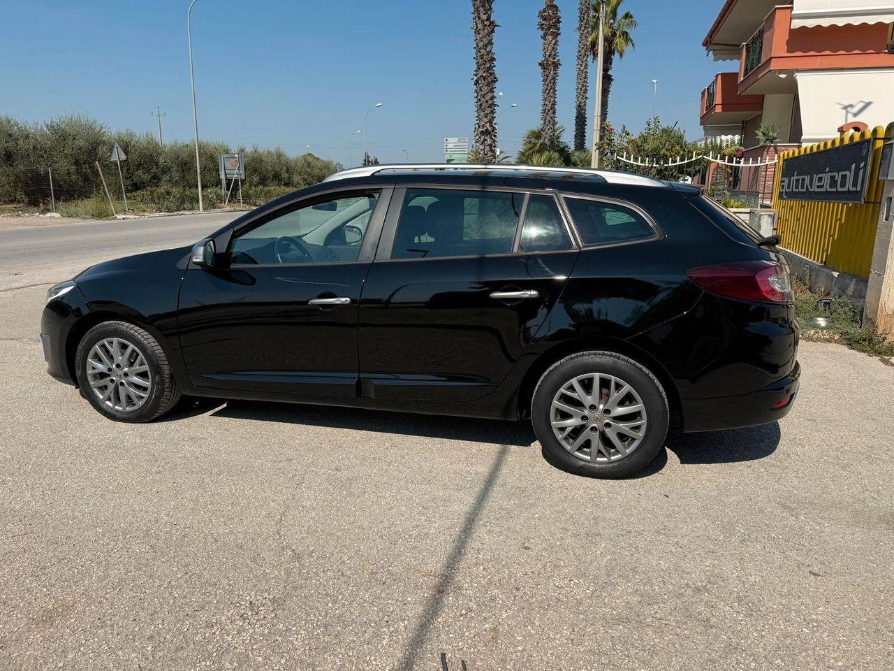 Renault Megane 2014 — photo 8