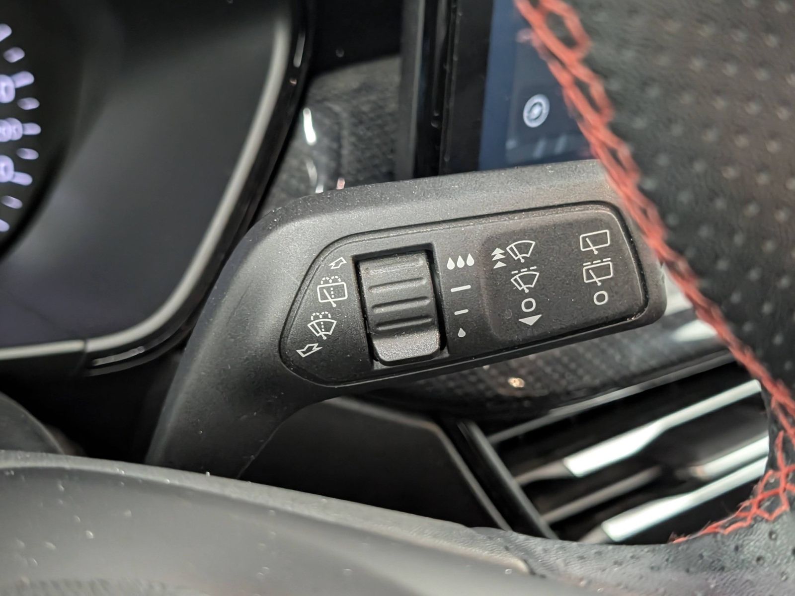 FORD Focus  Turnier 1.0 MHEV ST-Line Navi ACC – Bild 33
