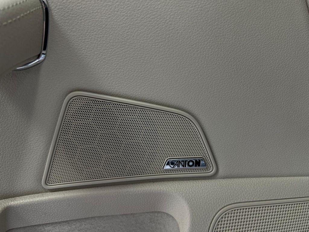 Skoda Superb Lim L&K 4x4*MATRIX*PANO*CANTON*ACC*STHZG*