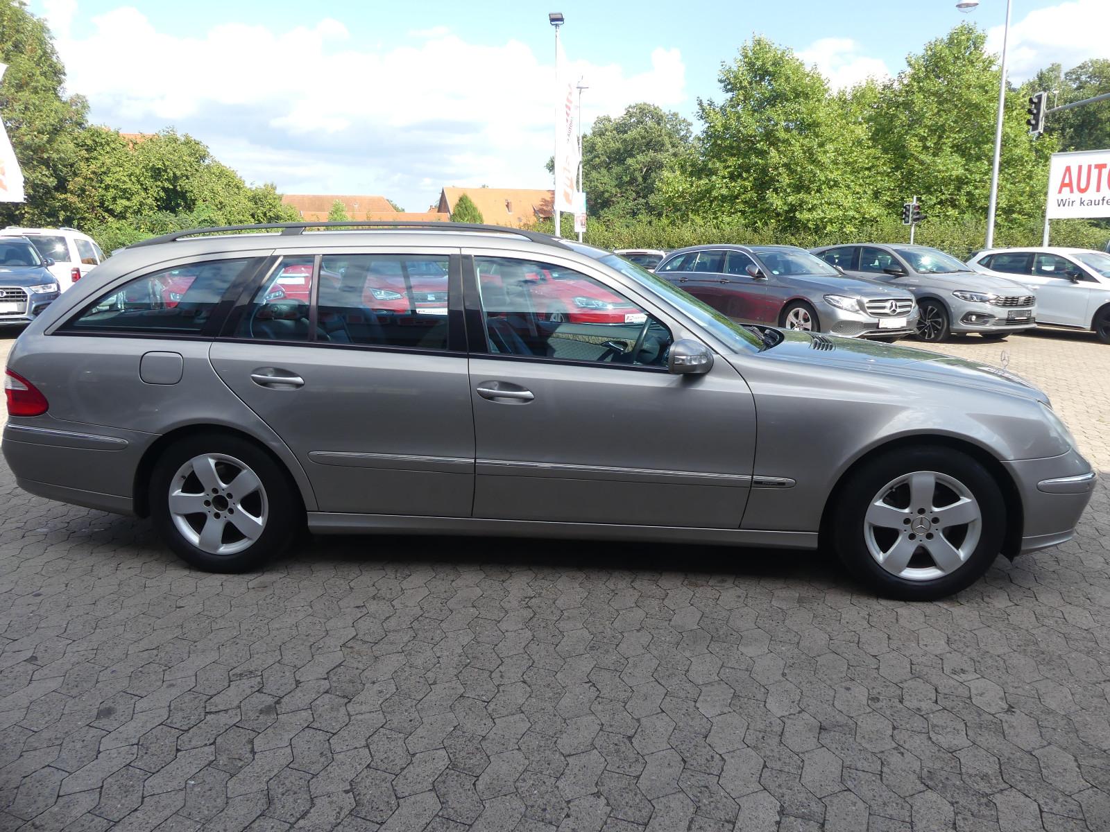Mercedes-Benz E200 2004 — photo 7