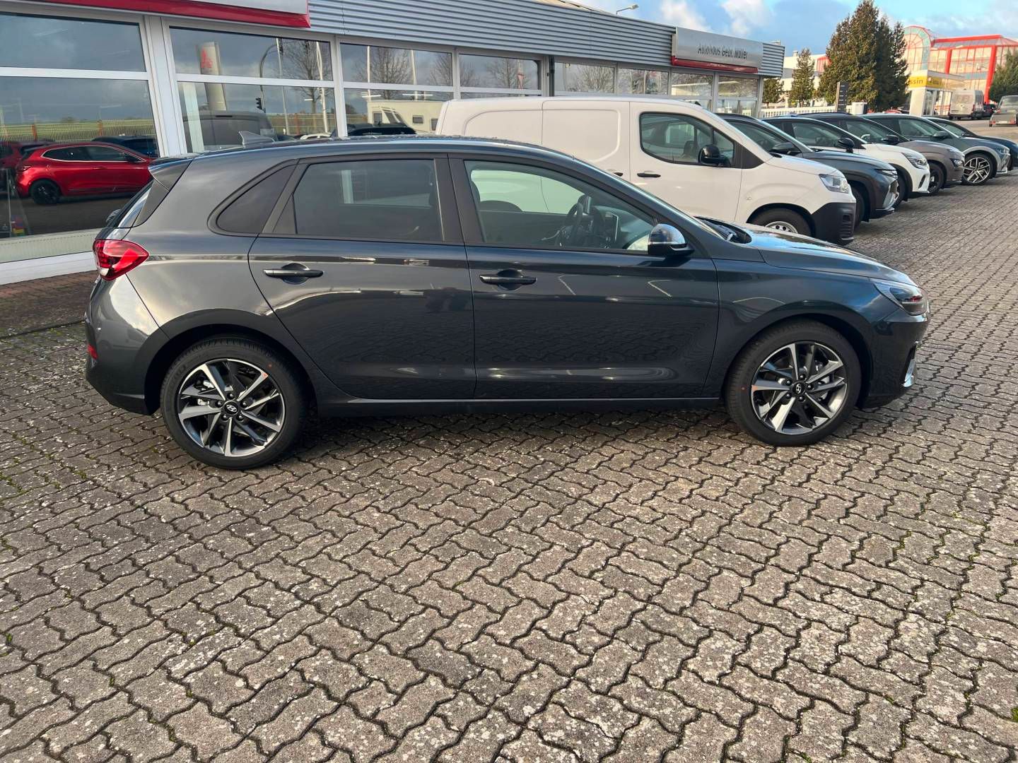 Fahrzeugabbildung Hyundai i30 Conect- Go  Turbo 7-DCT