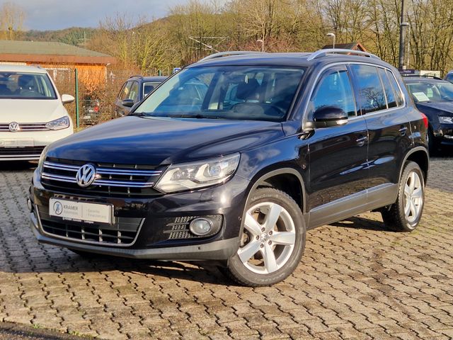 Volkswagen Tiguan 2.0 TDI DSG 4 Motion / AHK / Navi / Xenon