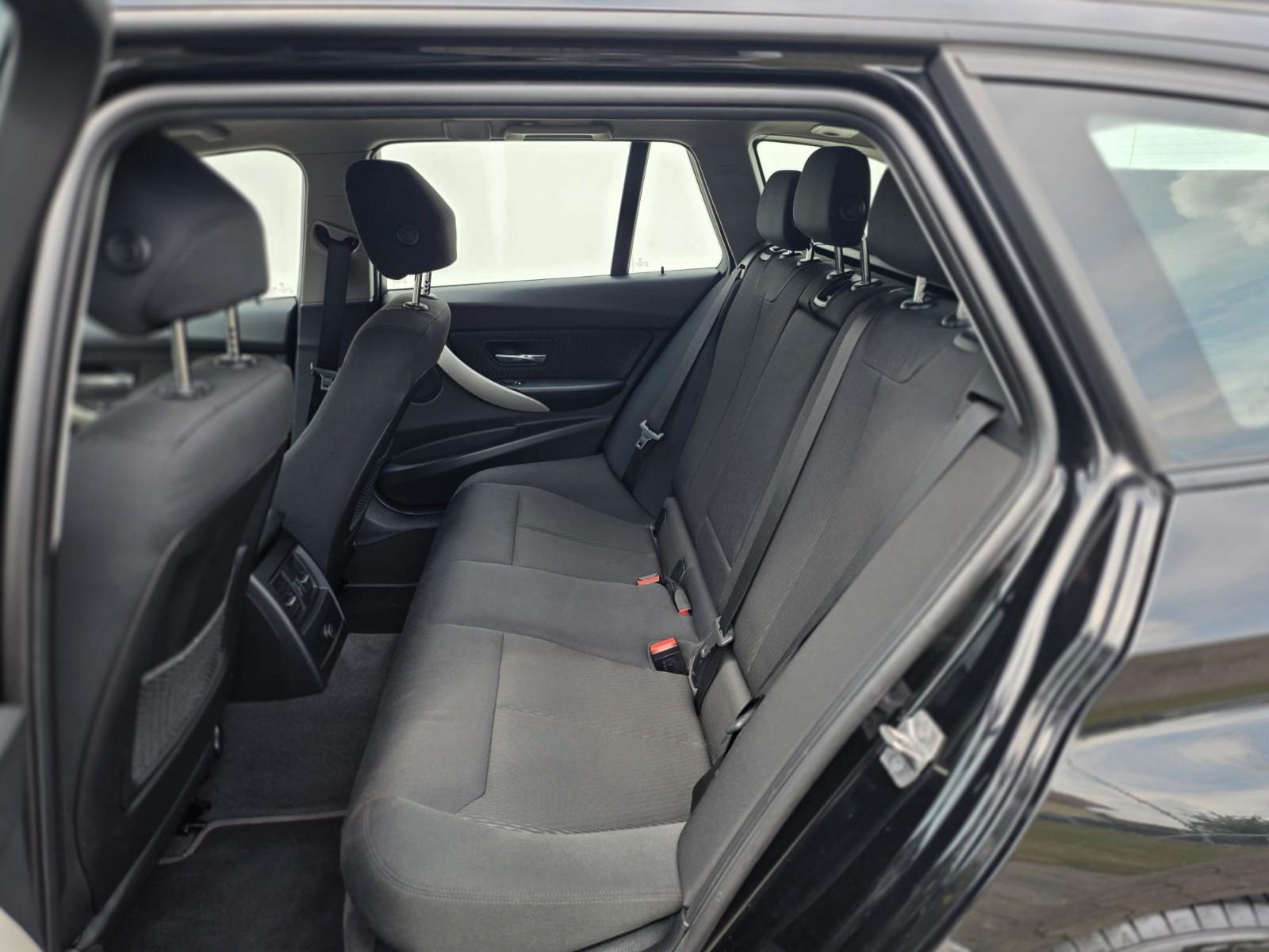 BMW 318D TOURING 150CH - ADVANTAGE - BVM - ATTELAGE