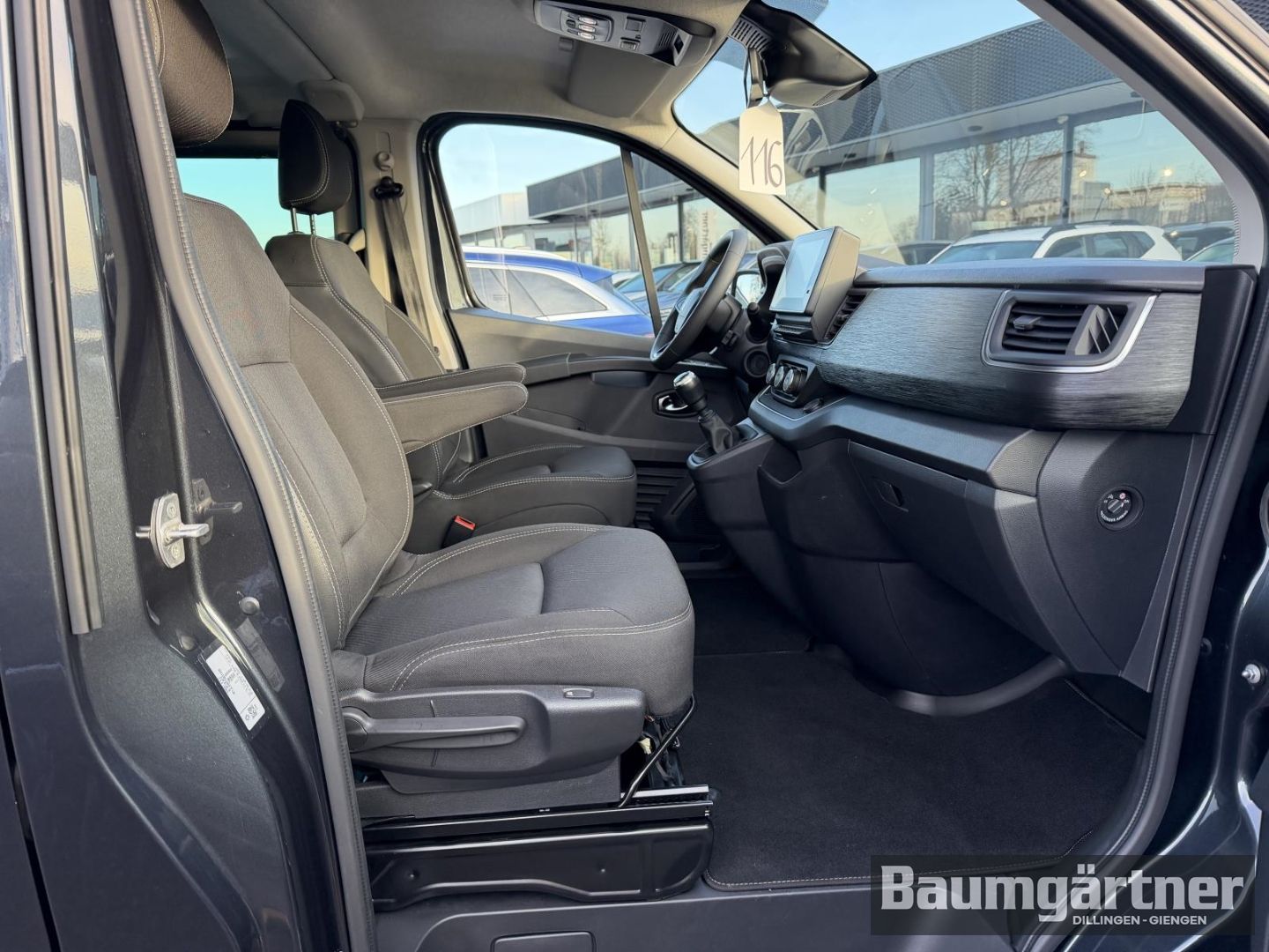 Fahrzeugabbildung Renault Trafic Combi Evolution Blue dCi 150 8-Sitzer
