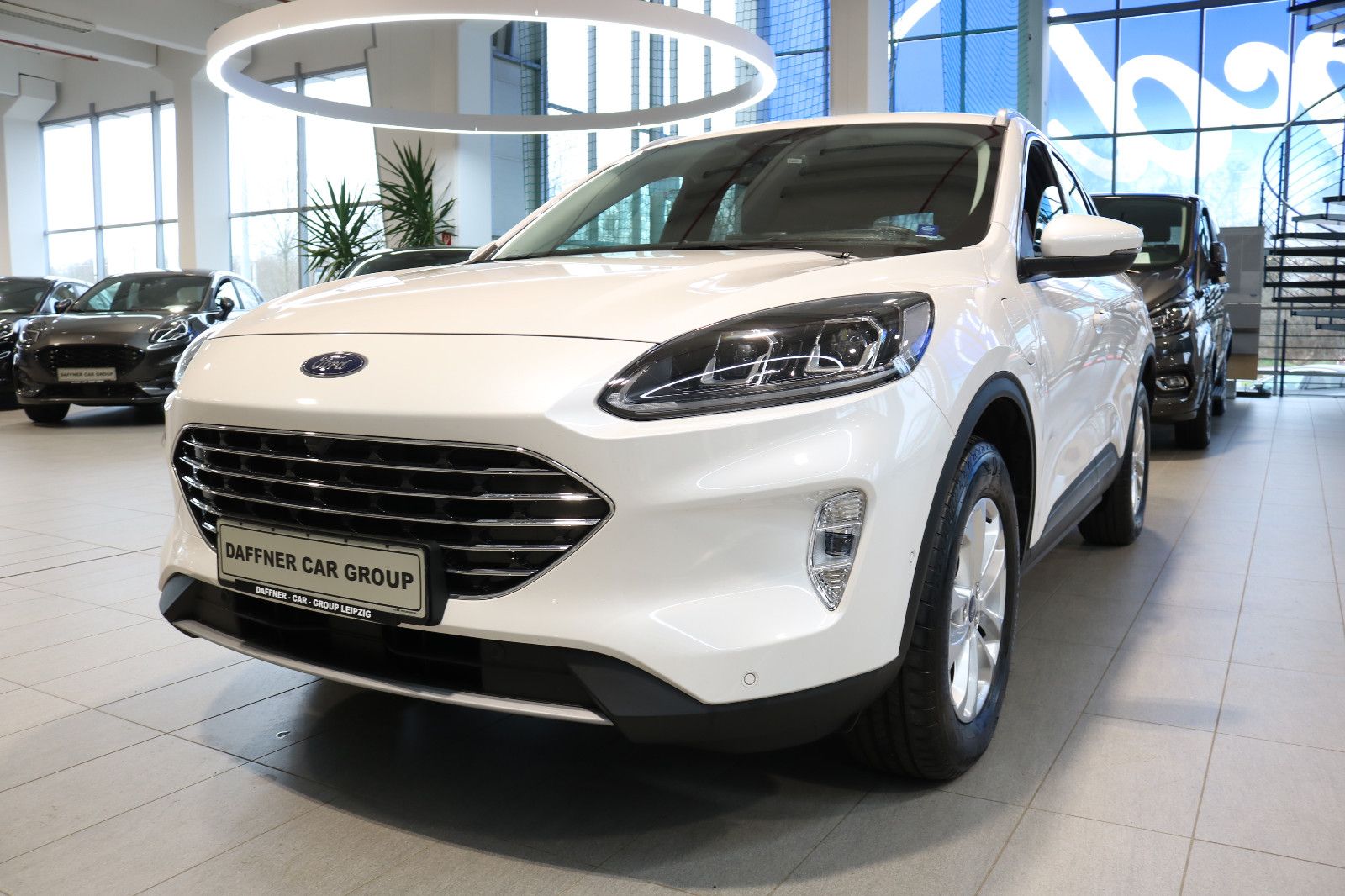 Fahrzeugabbildung Ford Kuga Plug-In Hybrid Titanium X  LED / Navi