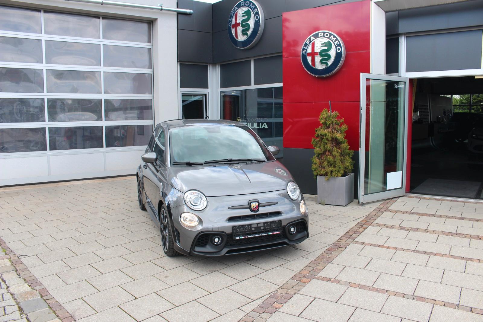 Abarth 500 695 Tributo 131 Rally