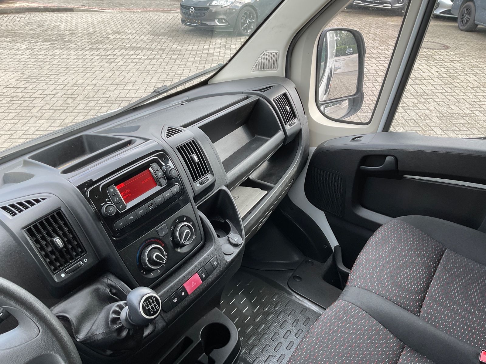 Fahrzeugabbildung Opel Movano L4H2,Sitzheizung,Bluetooth,Allwetterreife