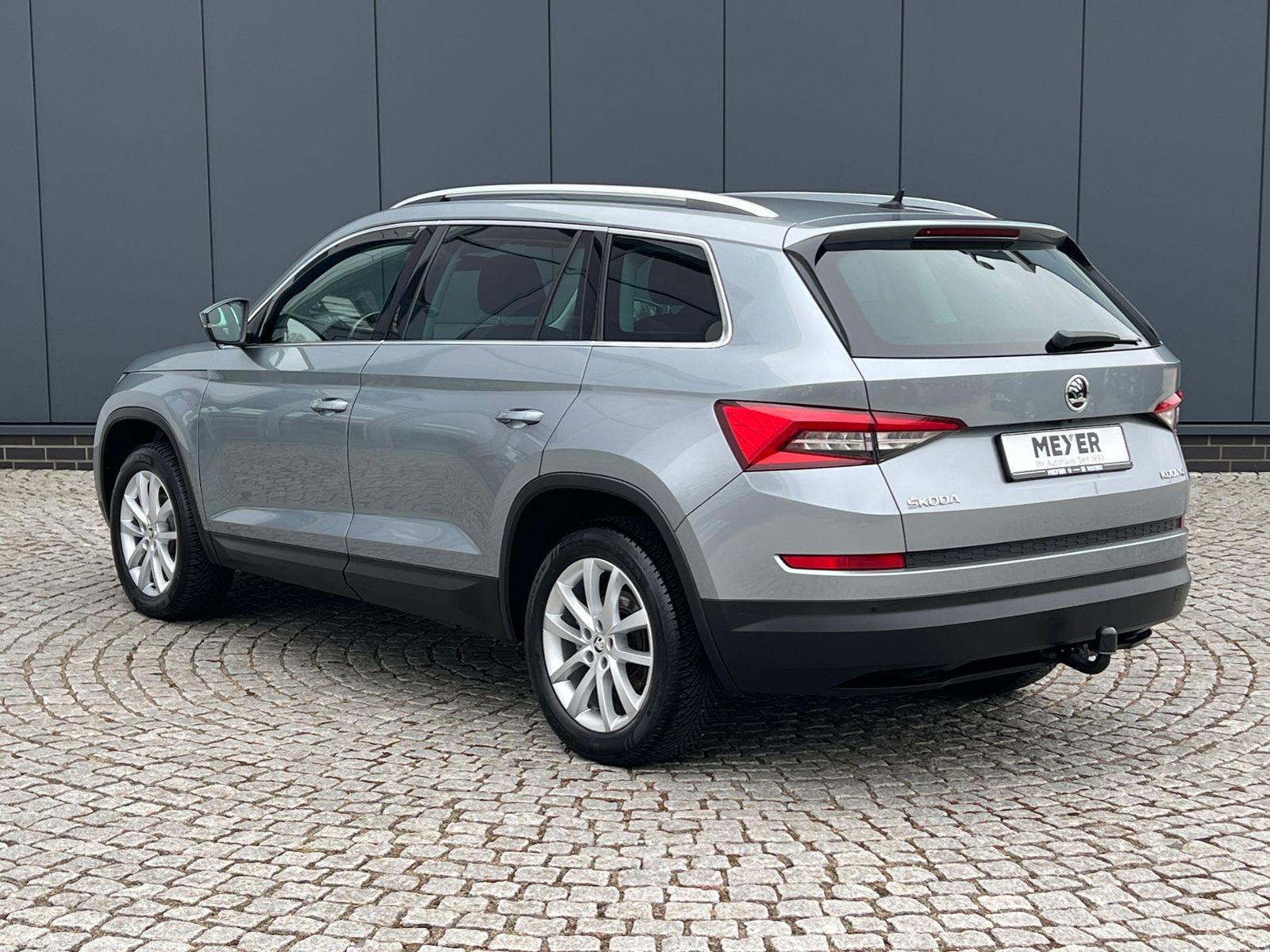 Fahrzeugabbildung SKODA Kodiaq Style 1.4 TSI DSG *elektr. Sitze, Climatr