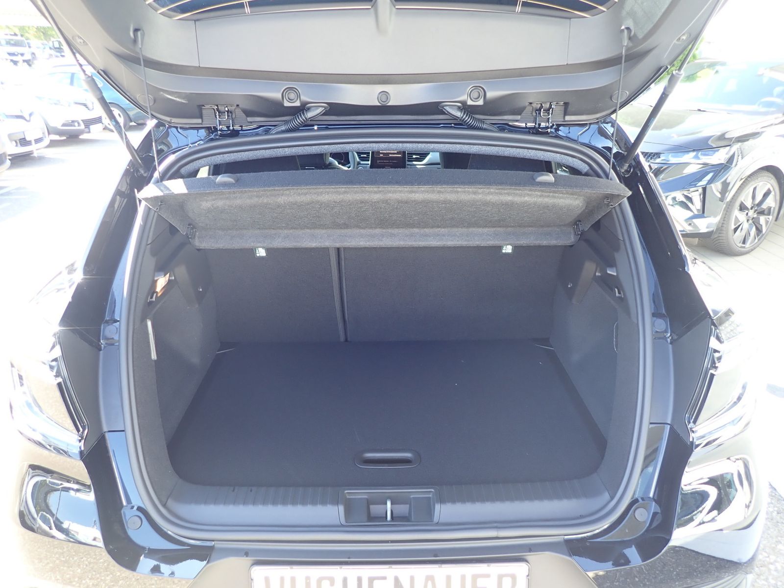 Fahrzeugabbildung Renault Captur Techno Mild Hybrid 160 EDC