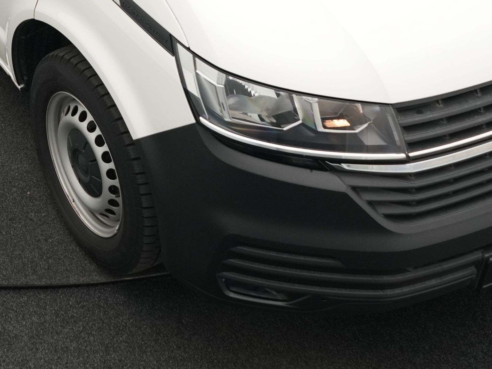 Volkswagen T6 Transporter - Bild 13