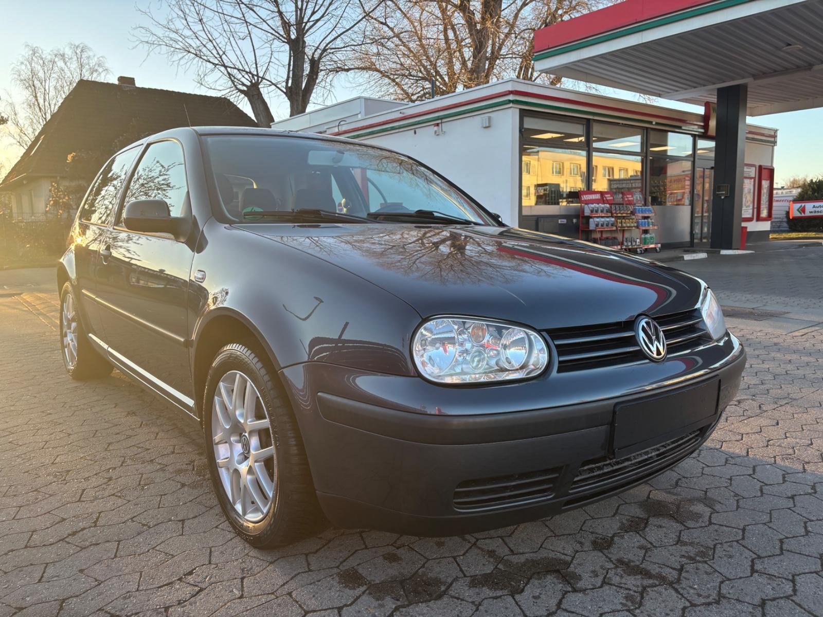Volkswagen Golf Edition KLIMA/ZAHNRIEMEN NEU/SERVICE NEU