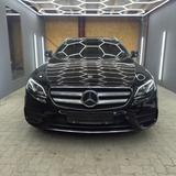 Mercedes-Benz E 400 d 4Matic AMG T-Modell - Mercedes-Benz E 400: Automatik