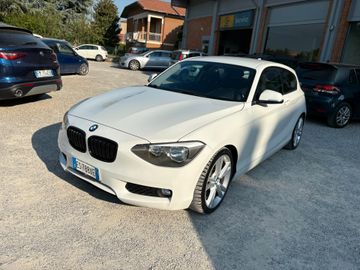 BMW 120 - 1