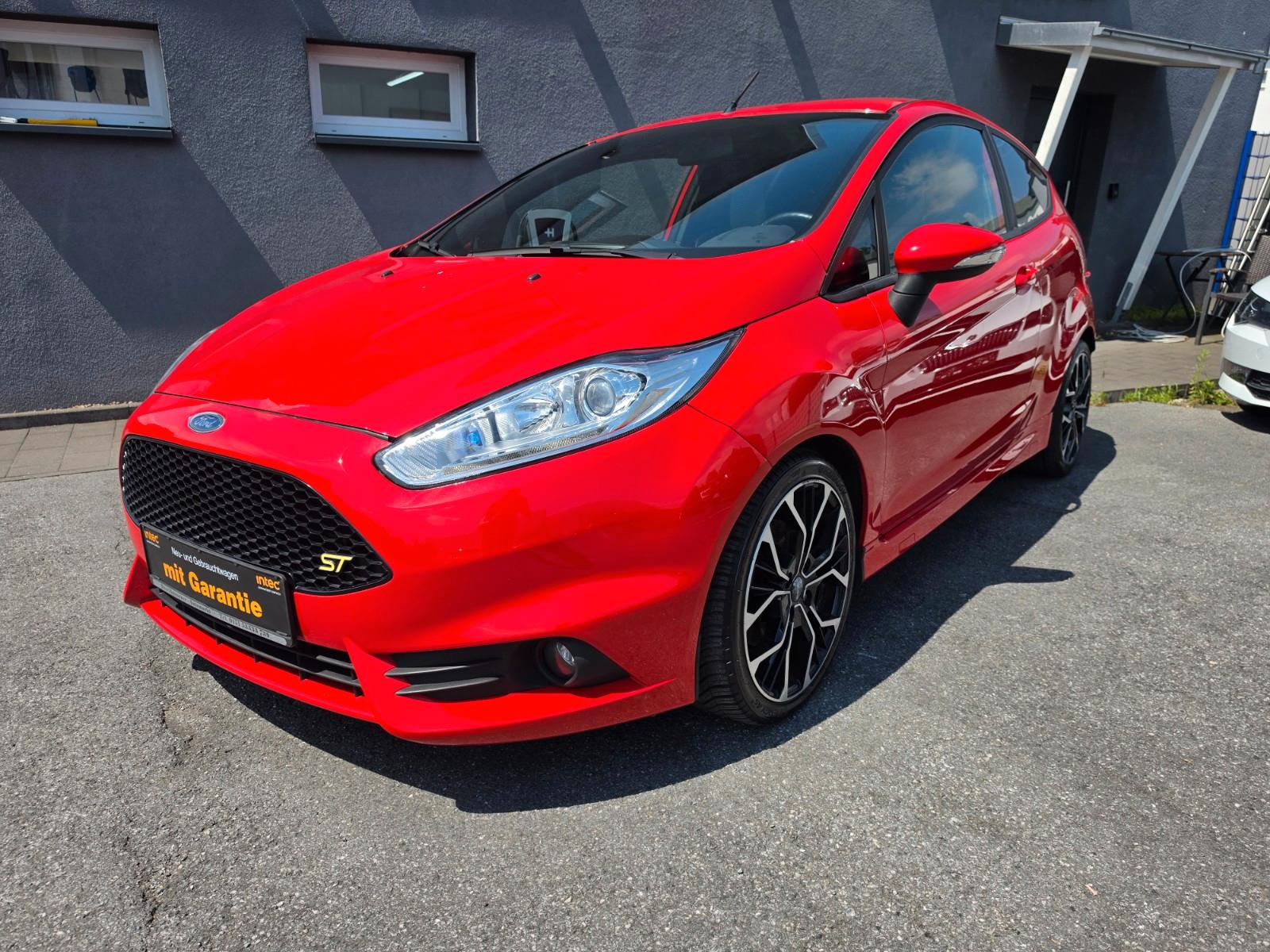 Ford Fiesta ST Recaro | Klima | Bluetooth