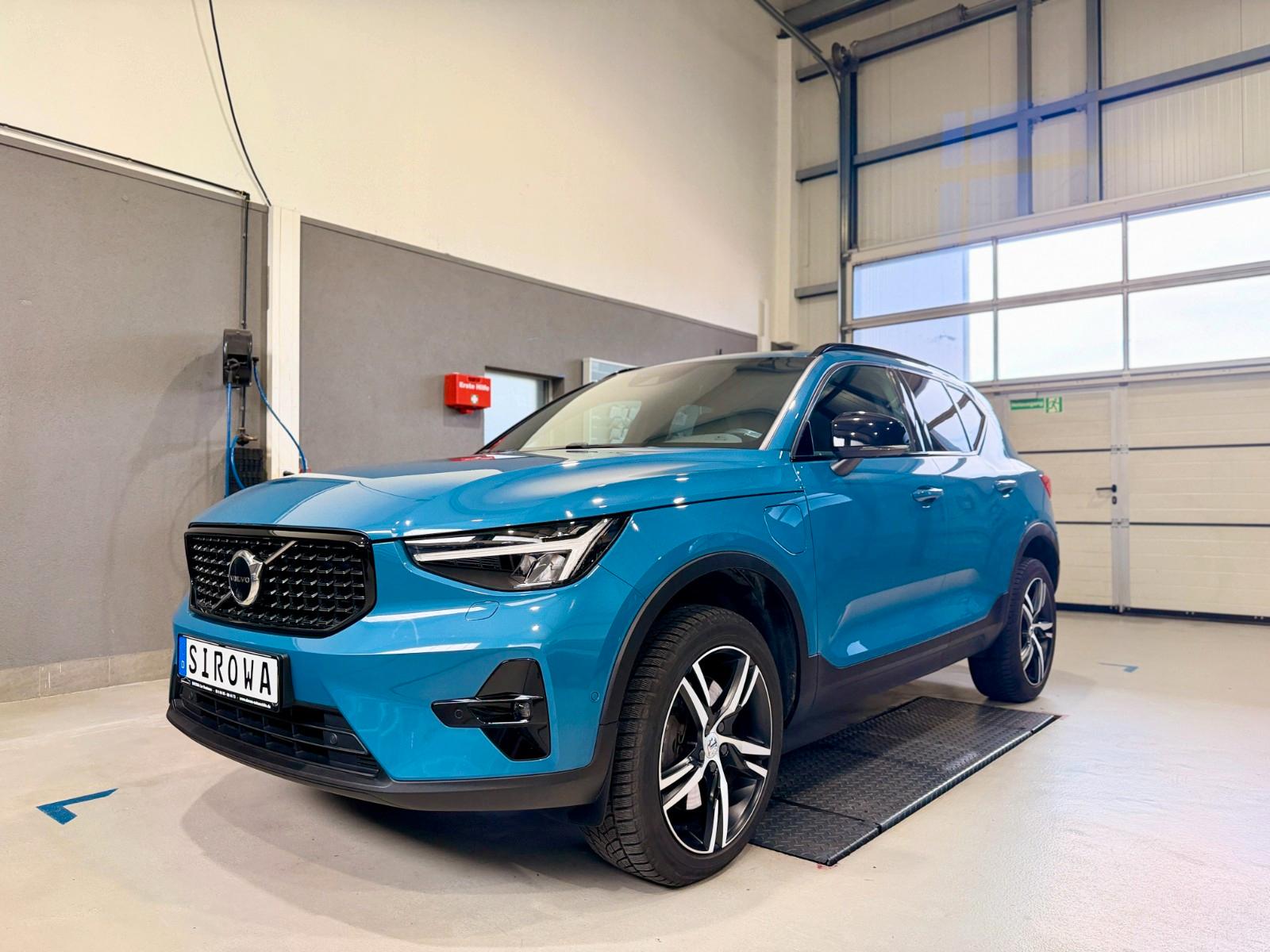 Volvo XC40 Ultimate Dark Recharge Plug-In Hybrid 2WD