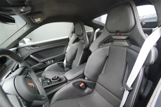 PORSCHE 992.2 GT3 Touring-Paket - Leichtbauoptik Carbon