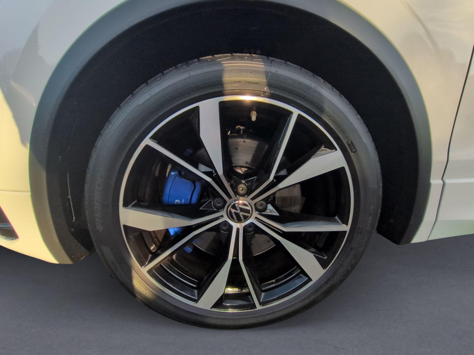 Tiguan R MATRIX+DCC+ACC+SHZ